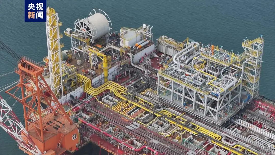 全球首艘!“海上石油加工廠”，交付了!