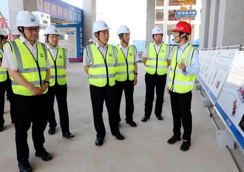 中國(guó)能建黨委副書(shū)記、總經(jīng)理孫洪水到西北城建未來(lái)廣場(chǎng)A區(qū)項(xiàng)目開(kāi)展安全生產(chǎn)督導(dǎo)