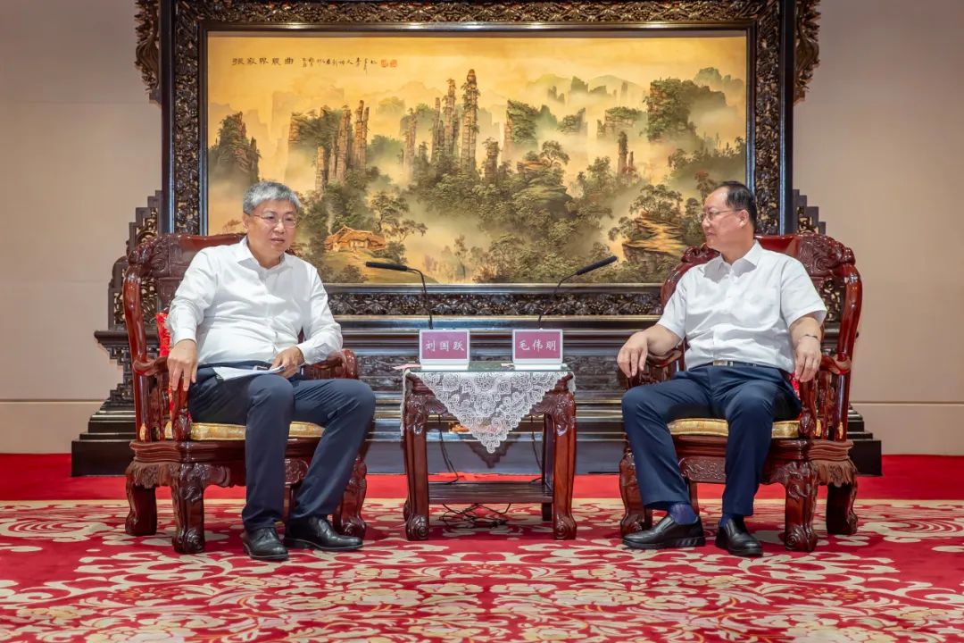 國家能源集團黨組書記、董事長劉國躍拜會湖南省委副書記、省長毛偉明