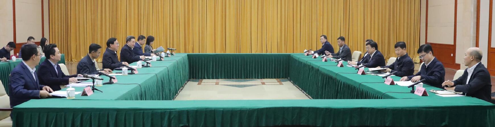 國資委黨委書記、主任張玉卓會見海南省委省政府主要負(fù)責(zé)同志