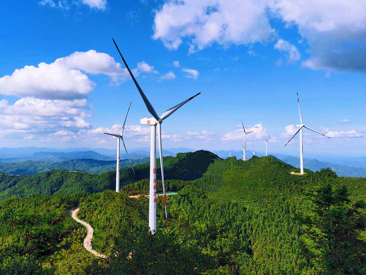 大唐江西新能源公司楓樹灣風(fēng)電場(chǎng):提前34天完成年度電量任務(wù)