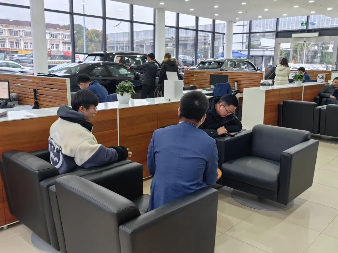 2024年上?！熬G牌”政策出臺(tái)!新能源消費(fèi)市場(chǎng)火熱