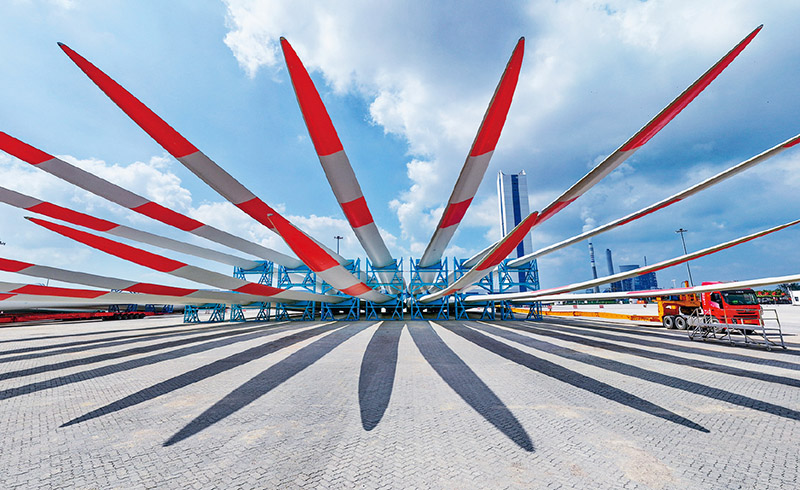 工信部：聚焦光伏、新能源汽車等產(chǎn)業(yè)鏈鍛造一批“殺手锏”技術