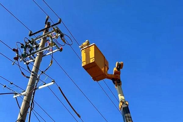 國網(wǎng)泰安供電公司“能帶不?！敝坞娋W(wǎng)安全防線