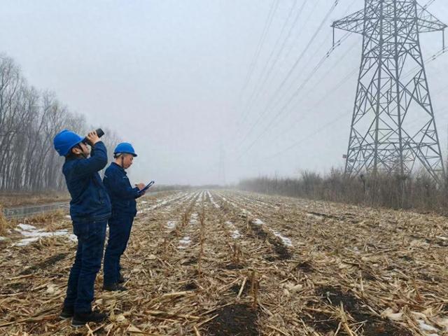 國網(wǎng)長春供電公司嚴陣以待，迎戰(zhàn)寒潮降溫天氣