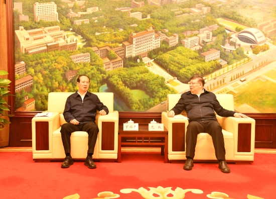 中國電建黨委書記、董事長丁焰章與華中科技大學校長尤政會談