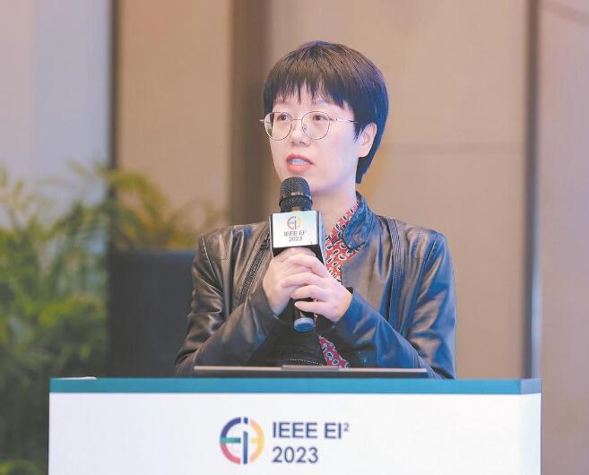 【國(guó)網(wǎng)楷?！奎S越輝：讓新能源電力“可監(jiān)測(cè)、可預(yù)測(cè)、可調(diào)度、可評(píng)估”