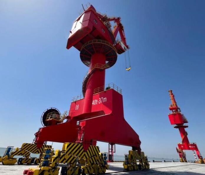 山東東營(yíng)：乘風(fēng)起勢(shì)，海上風(fēng)起“綠電”來(lái)