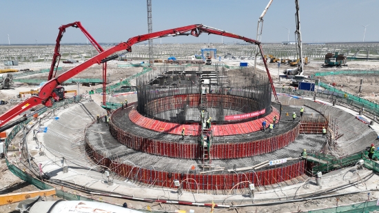 全球緯度最高、東北地區(qū)首座塔式光熱電站完成吸熱塔基礎(chǔ)澆筑