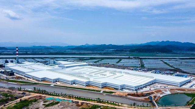 儲能“狂飆”，浙江這個小縣憑什么在萬億賽道里翻盤?