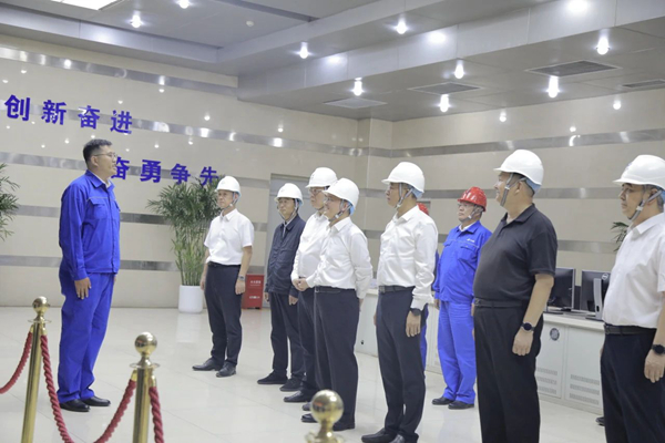 國務(wù)院國資委黨委委員、副主任茍坪到新疆華電喀什熱電公司宣講黨的二十屆三中全會(huì)精神并調(diào)研