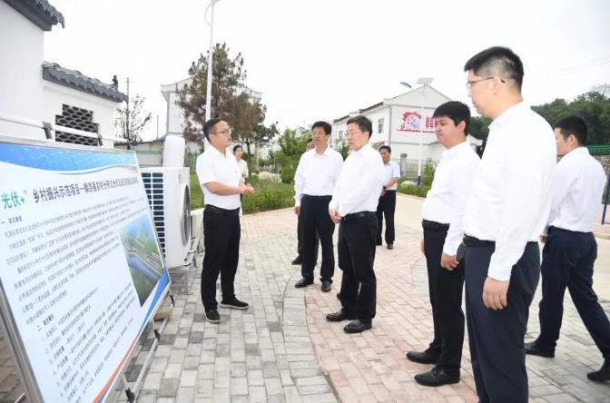 中國(guó)電氣裝備黨委書記、董事長(zhǎng)李洪鳳赴陜西省麟游縣調(diào)研定點(diǎn)幫扶工作