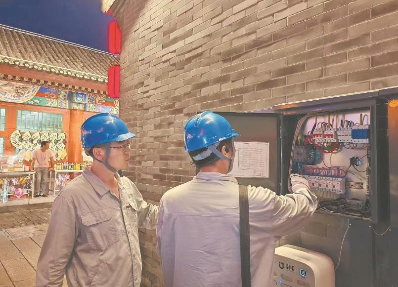 河北唐山:供電服務(wù)優(yōu)質(zhì) 老街燈火璀璨