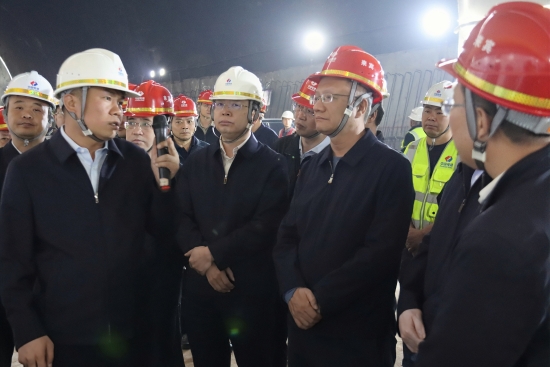 中國(guó)電建黨委副書(shū)記、總經(jīng)理王斌赴高原重大項(xiàng)目調(diào)研指導(dǎo)工作 宣講黨的二十屆三中全會(huì)精神