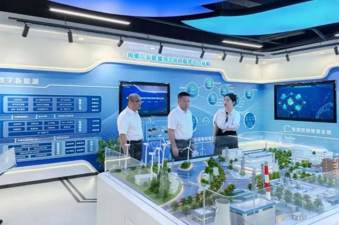 華電內(nèi)蒙古公司黨委書記、董事長那仁滿都拉與國電南自黨委書記、董事長經(jīng)海林會談交流