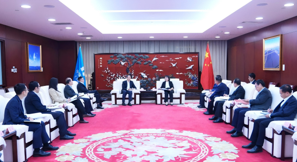 華電集團副總經(jīng)理李旭紅會見中國出口信用保險公司黨委委員、副總經(jīng)理張輝