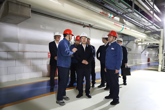 華能集團(tuán)總經(jīng)理張文峰到華能青島港務(wù)、青島熱電調(diào)研