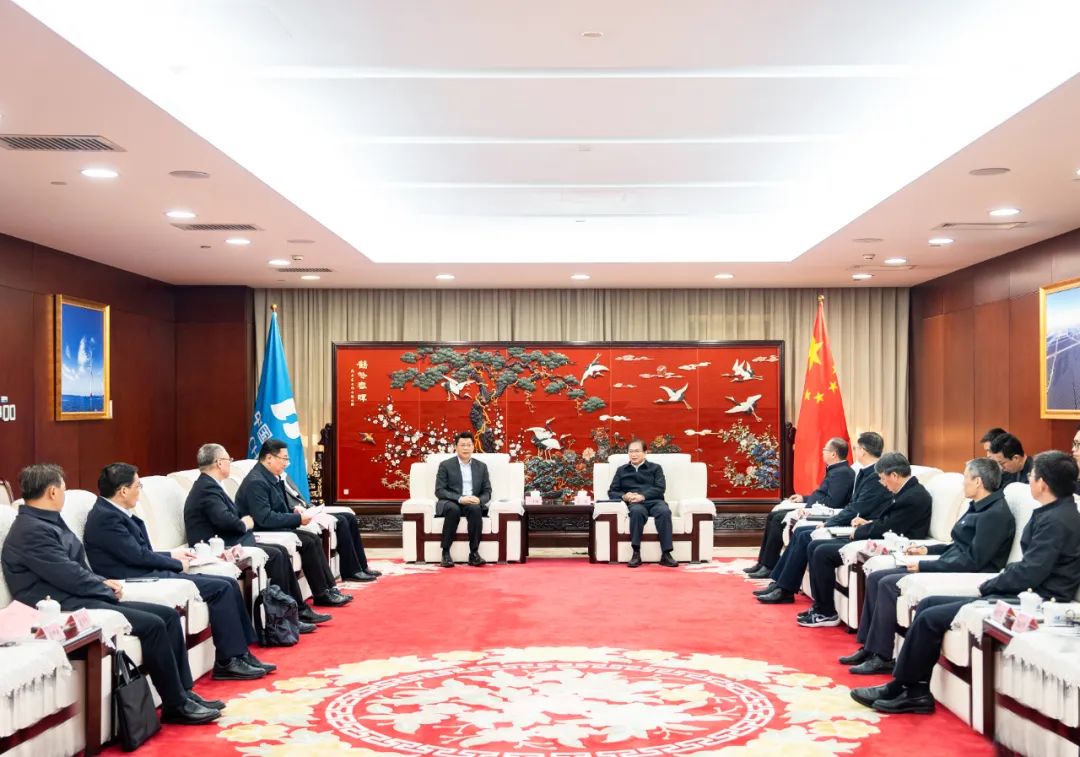 華電集團(tuán)黨組書記、董事長江毅會(huì)見揚(yáng)州市委書記王進(jìn)健