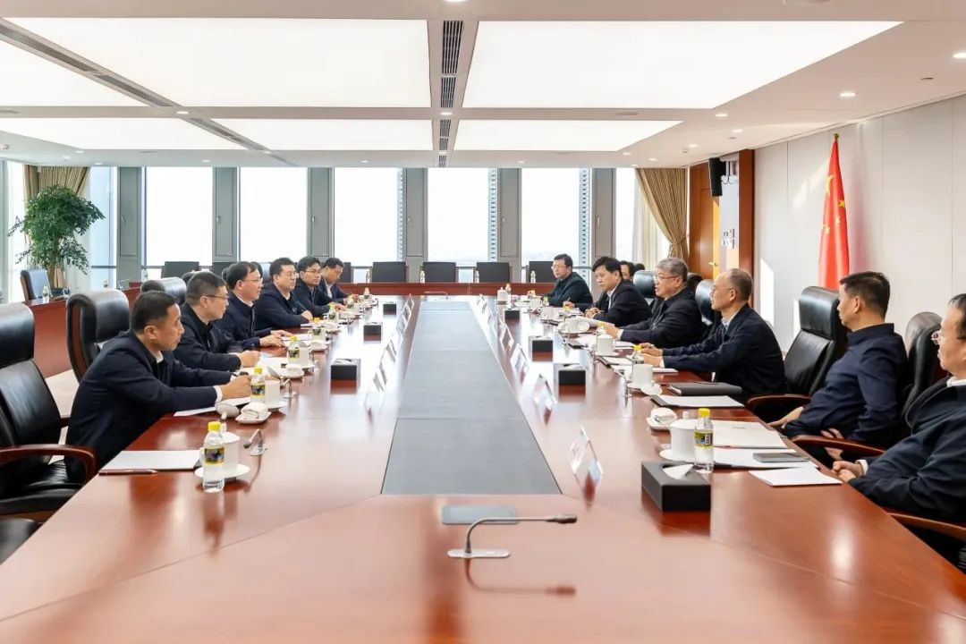 國家能源集團(tuán)黨組書記、董事長劉國躍與中國大唐黨組副書記、總經(jīng)理張傳江會談