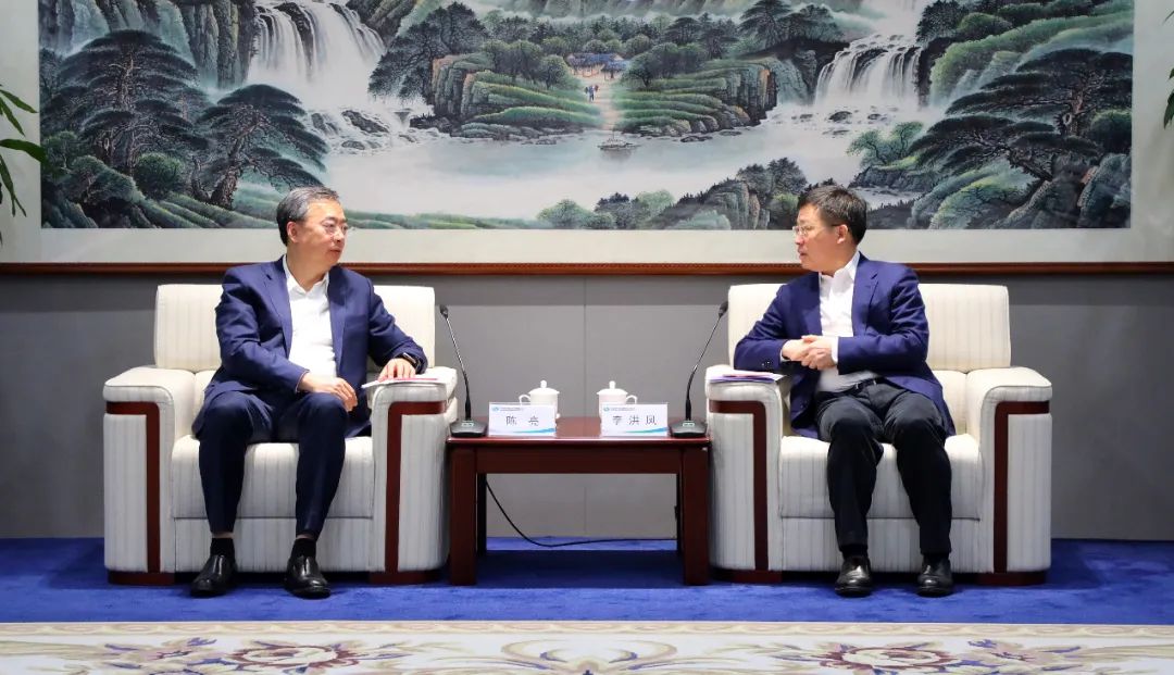 中國電氣裝備黨委書記、董事長李洪鳳會(huì)見中金