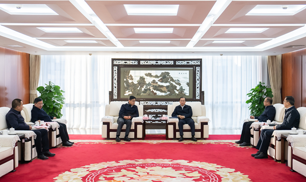 華電集團(tuán)黨組書記、董事長(zhǎng)江毅會(huì)見青海省委常委、省政府黨組副書記張錦剛