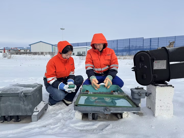 堅(jiān)守一線(xiàn)輸送溫暖