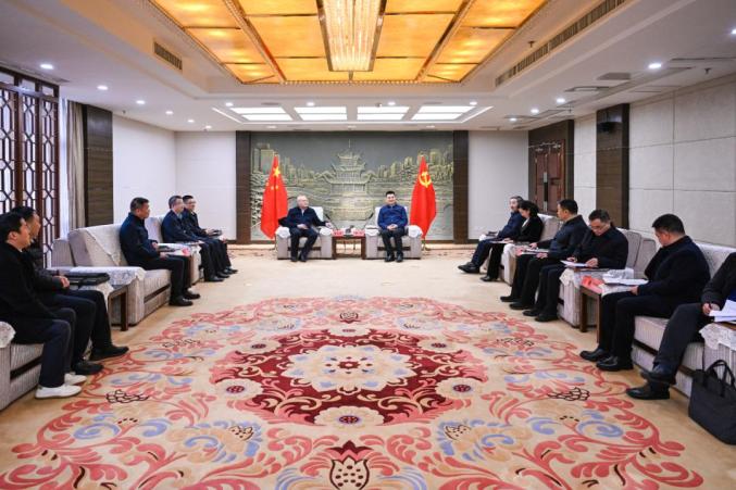 貴陽(yáng)市領(lǐng)導(dǎo)會(huì)見(jiàn)中國(guó)節(jié)能環(huán)保集團(tuán)有限公司黨委常委、總會(huì)計(jì)師朱慶鋒一行